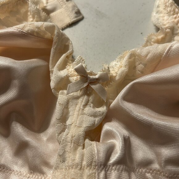 WARNER'S SOFT WIRELESS COMFORT WITH STRETCH BRA SIZE 42C - NEW!!!! - Picture 4 of 12